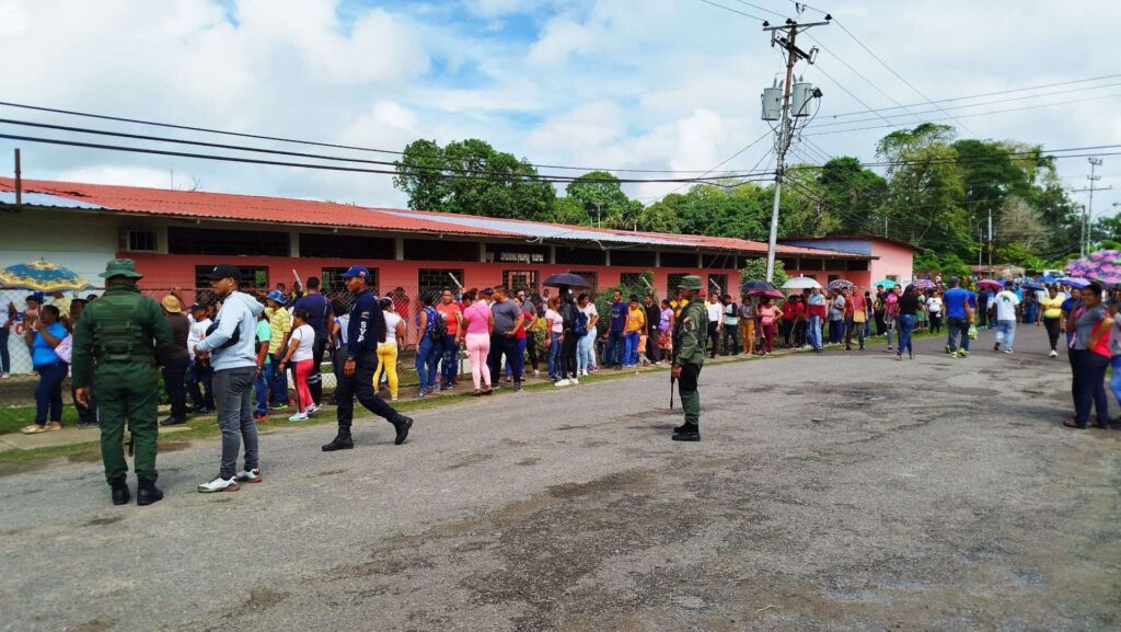 Deltanos abarrotaron centros electorales en el simulacro