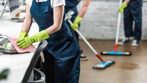 Empresa de EEUU ofrece empleo para personas que hablan español y salario sería de 700 dólares por hora