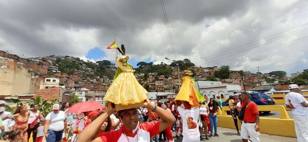 El país devoto se sumerge hoy en las fiestas de San Juan