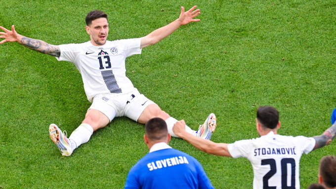 Eslovenia le amargó a Dinamarca en el debut logrando un empate a 1