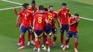 España debuta con victoria 3-0 sobre Croacia