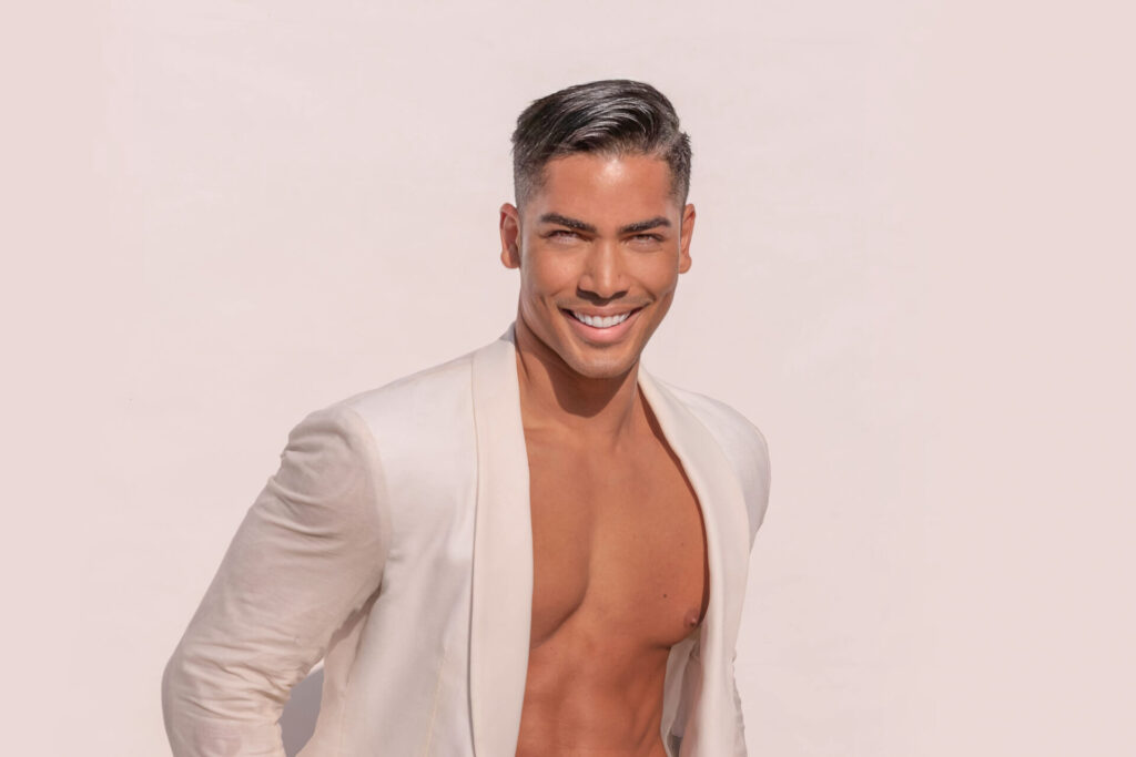 Favio Hernández lanzó una edición especial de su álbum “Cálido”