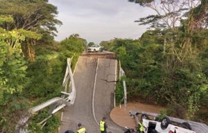Desplome de puente en la Falcón–Zulia deja al menos un muerto y 3 heridos la mañana de este 14 de junio