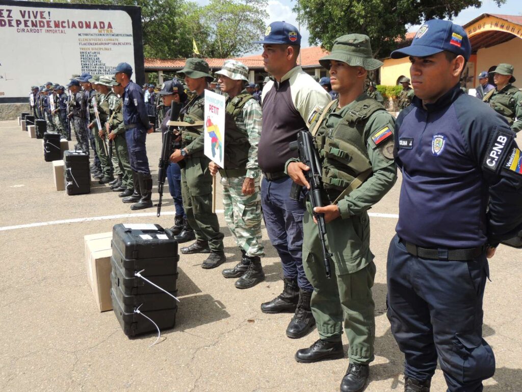 Falcón recibió material electoral para el simulacro del 30 de junio
