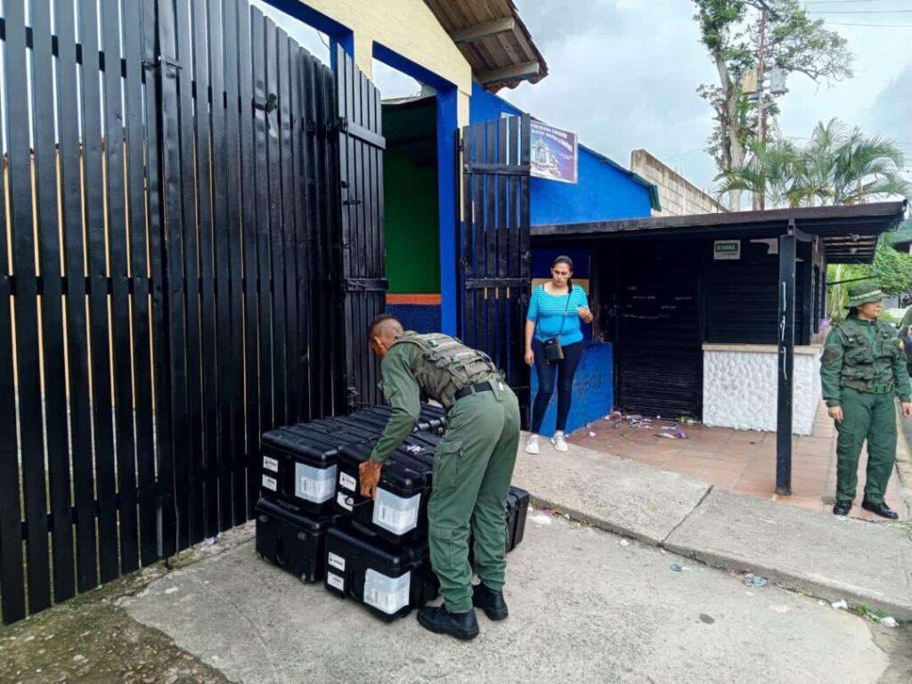 Fanb acompaña al Poder Electoral