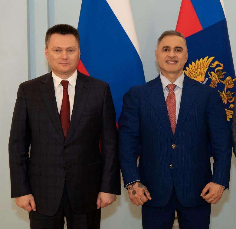 Fiscales Generales de Venezuela y Rusia se reúnen en Moscú