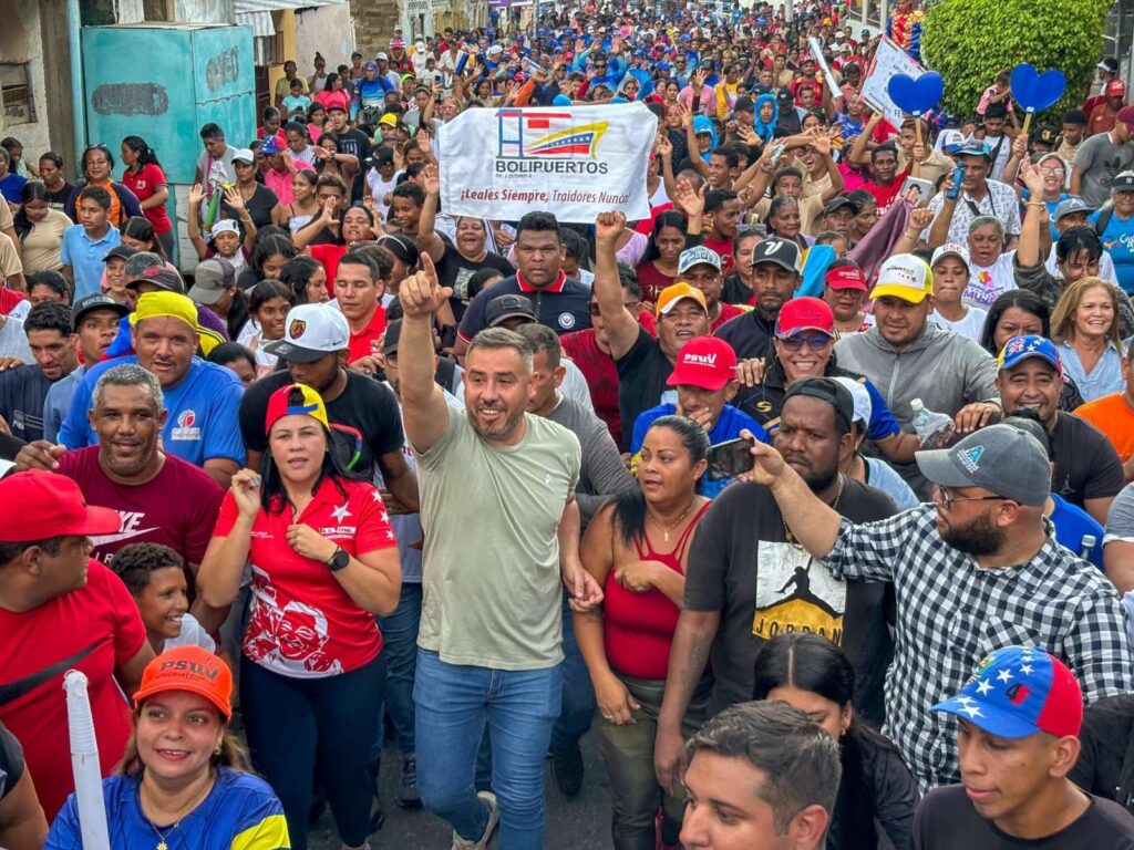 Gran marcha en Guanta para manifestar respaldo a Maduro