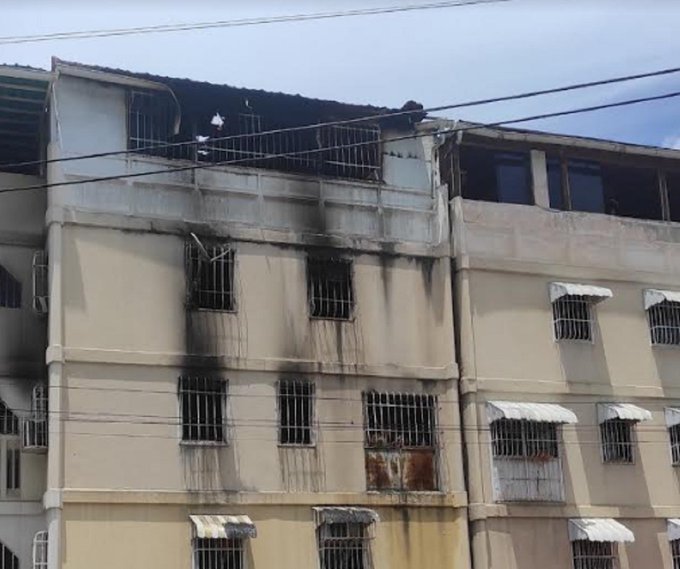 Fallecen 2 niños y un adulto en incendio de apartamento