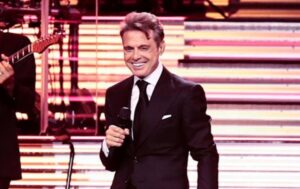 ¡Imparable! Luis Miguel celebra que es el artista más taquillero del mundo