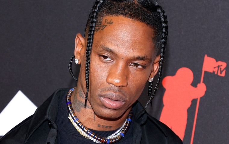 Arrestan al rapero Travis Scott, expareja de Kylie Jenner