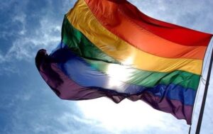 En el mes del Orgullo, te dejamos una lista con los 70 mejores himnos LGBTQ+ de todos los tiempos