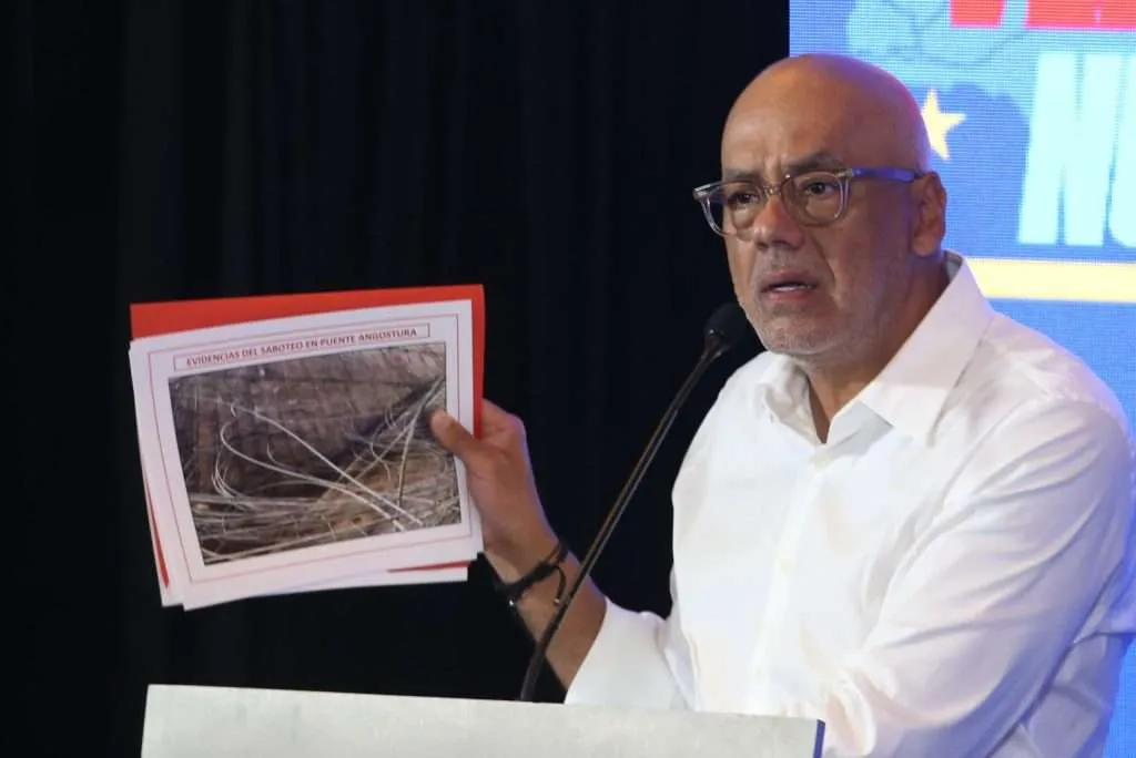 Jorge Rodríguez denunció plan violento en contra del proceso electoral encabezado por Vente Venezuela