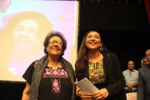 Las hortensias de Yekuana para María