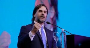 Presidente de Uruguay pone en dudas unas elecciones transparentes en Venezuela