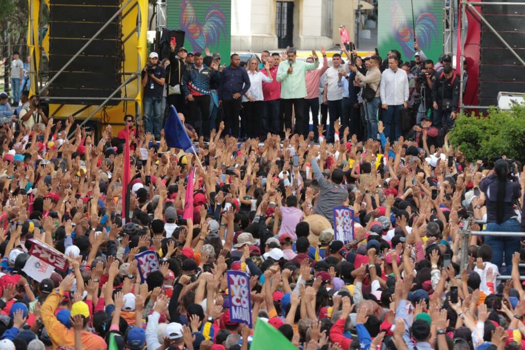 Maduro anunció un mega plan eléctrico para Mérida
