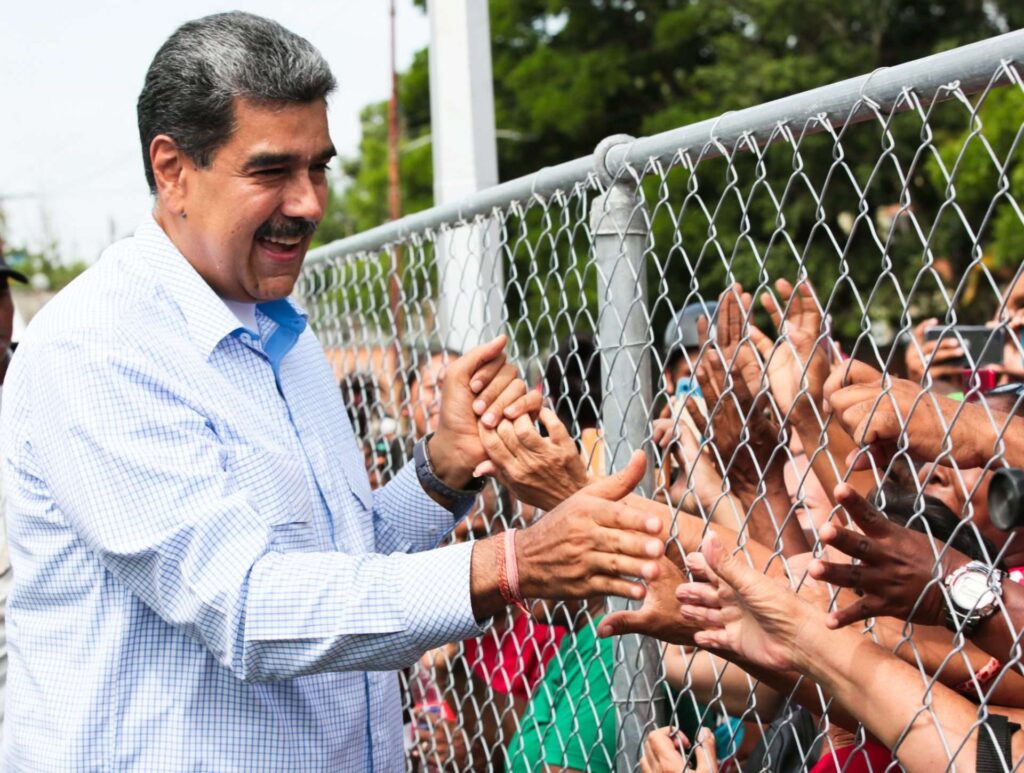 Maduro crea fondo para estabilizar precio del Cacao