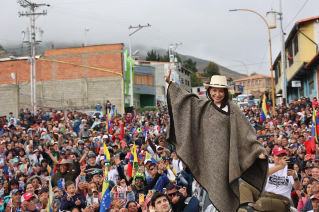 María Corina Machado recorrió el estado Mérida