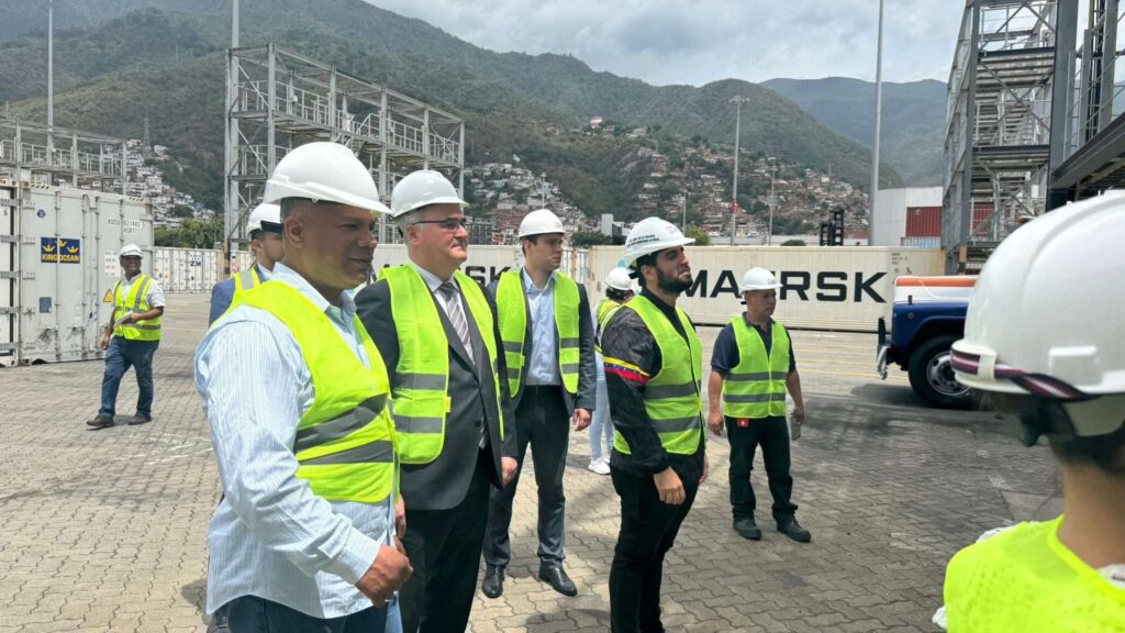 Más de 300 mil unidades de insulina llegaron al país desde Rusia