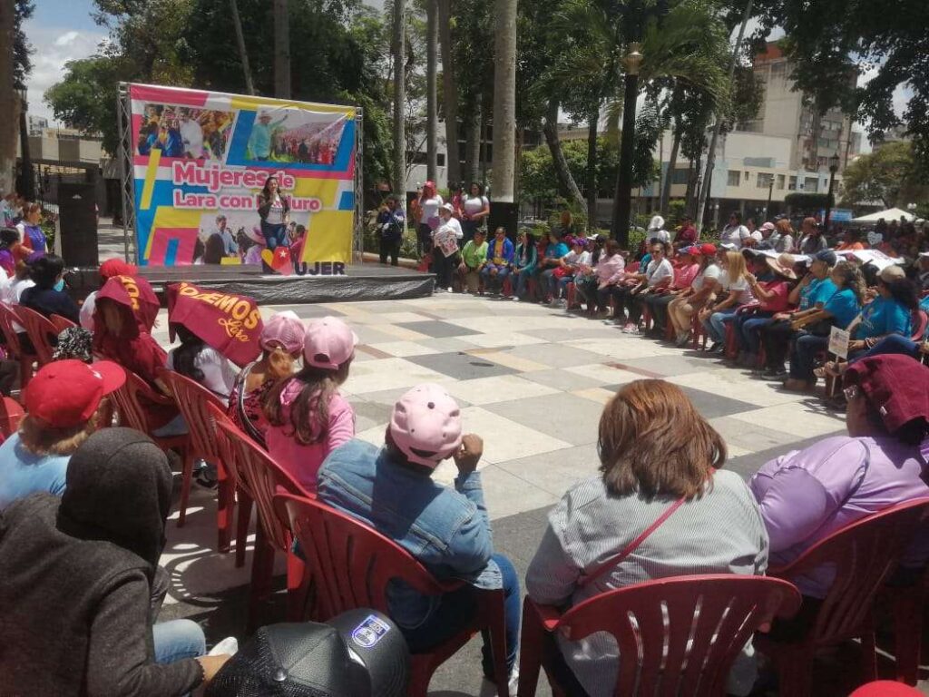 Mujeres larenses se concentraron en apoyo a Maduro