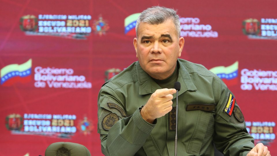 Padrino López: nada nos desviará de nuestro rumbo soberanista