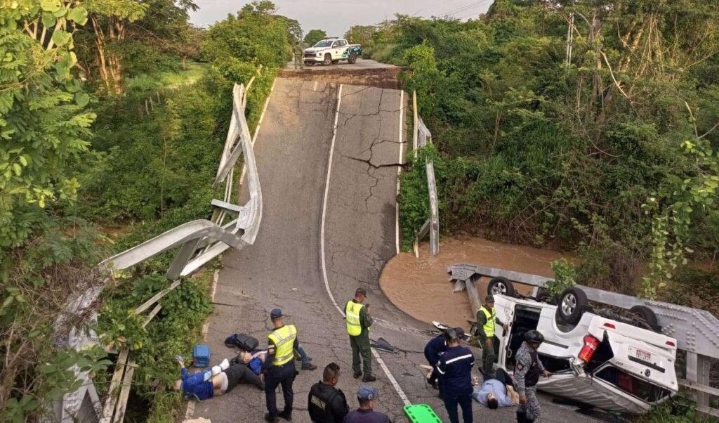 Por instrucción de Maduro investigarán accidente víal entre Zulia y Falcón