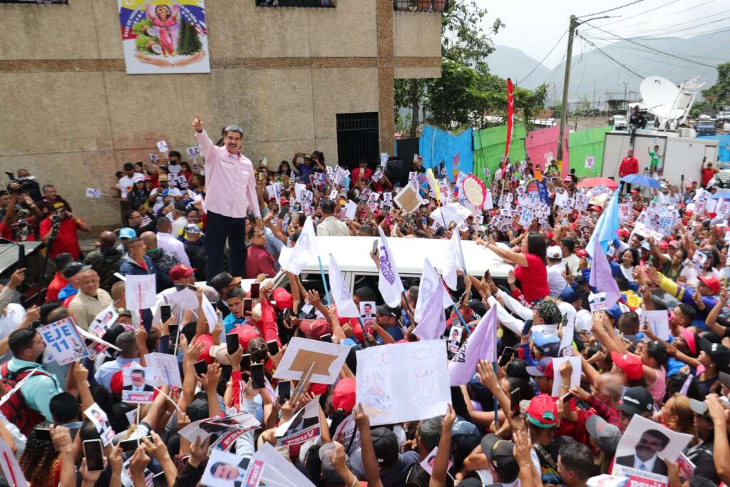 Presidente Maduro entrega Base de Misiones Brisas de Niño Jesús