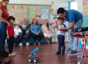 Programa Semilleros Científicos atendió a 4027 niños y jóvenes