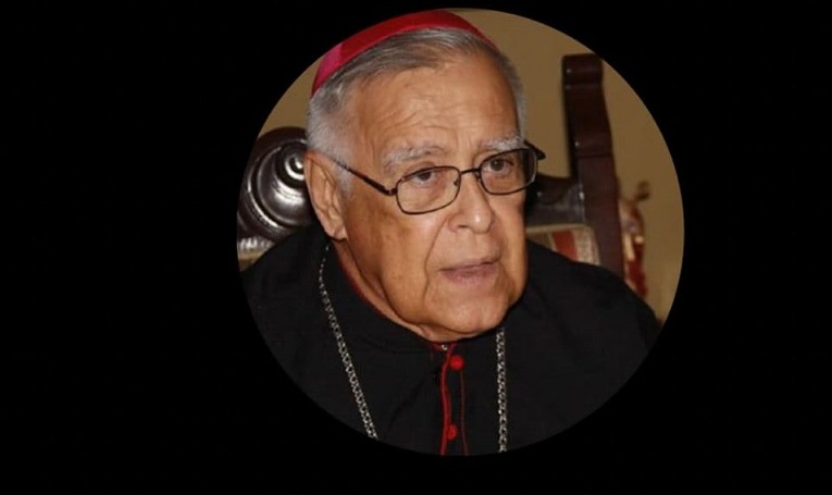 Falleció monseñor Roberto Lückert