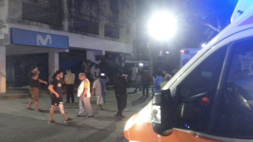 Mujer resultó herida tras la explosión de un carrito de comida rápida en Valencia