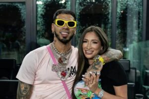 Anuel AA y Laury Saavedra- Foto Cortesía
