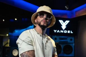 Yandel conmocionó las calles de Madrid