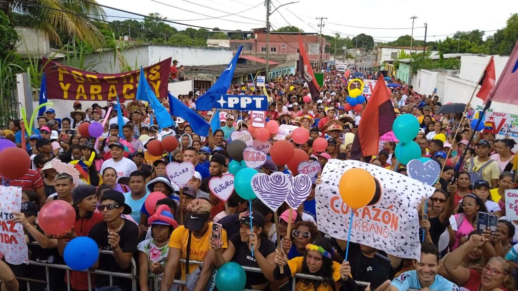 Yaracuyanos salen a la calle a defender al presidente Nicolás Maduro