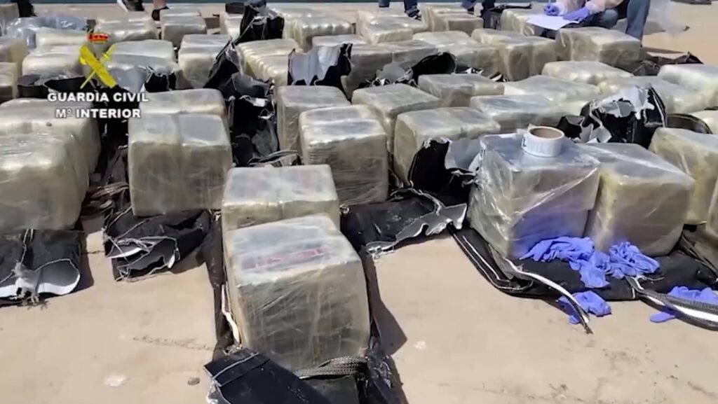 Guardia Civil Española desmantela al Clan de los Balcanes responsables de la mitad de la cocaína que ingresa a Europa