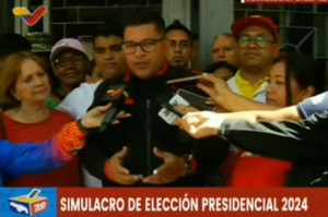 el pueblo en la calle cree en la democracia