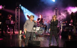 ¡De vuelta a los escenarios! Emilio Lovera y Belkys Martínez presentan “El show de las 2000 mil voces”