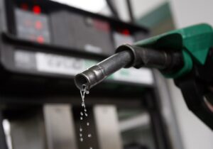 Venezuela busca aumentar su producción de gasolina y gas a través de alianzas con Irán