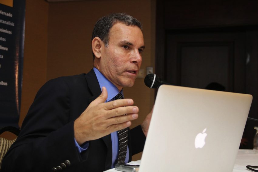 El Gobierno nunca había tenido un candidato tan sólido que lo enfrentara