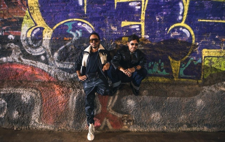 Los hermanos Primera, Servando y Florentino retoman la salsa con "Lunares"