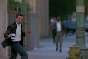 Hoy en TV, un Robert De Niro excelente en una de las mejores comedias de acción de la historia