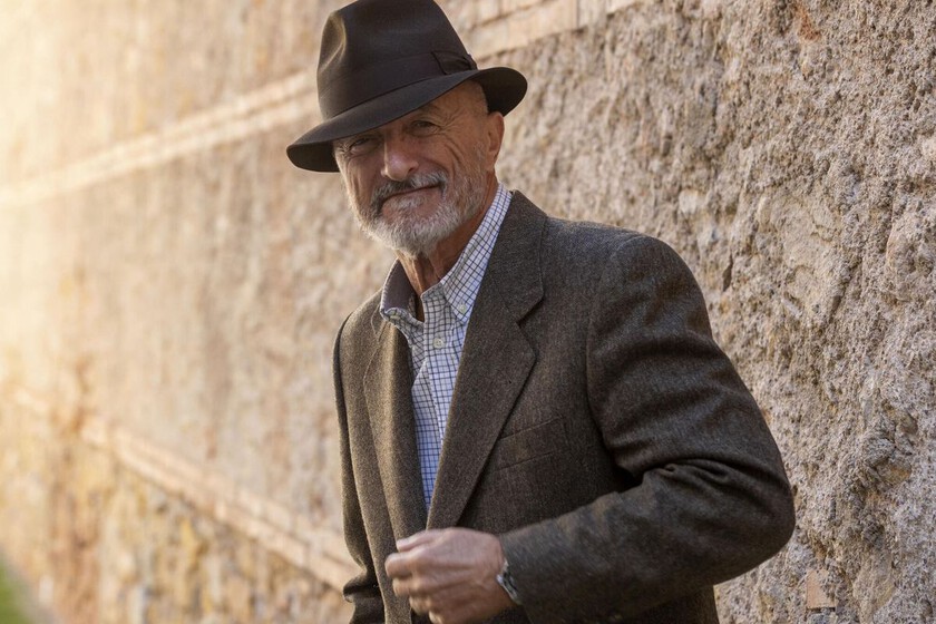 Kevin Costner puede dormir tranquilo, a Arturo Pérez-Reverte le ha "gustado mucho" el primer capítulo de 'Horizon: An American Saga'