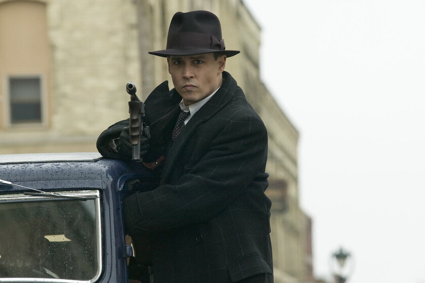 Gratis en RTVE Play este enfrentamiento entre Johnny Depp y Christian Bale en una de gánsteres a la vieja usanza