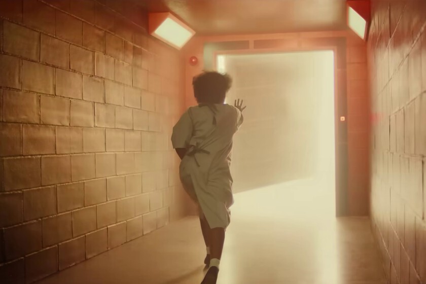 La serie de ciencia ficción que ha destronado a 'Los Bridgerton' como la más vista de Netflix. Sólo dura 6 episodios y tiene una puntuación perfecta