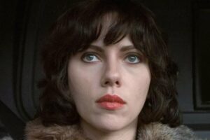 Demasiado sexy para esta película. Scarlett Johansson fue rechazada para uno de los personajes más famosos del siglo XXI porque "estás deseando que se quite la ropa"