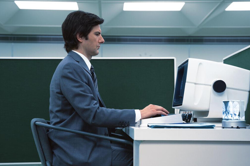 Apple TV+ tiene tantos visionados en un mes como Netflix en un día, y han decidido que ya es hora de dejar de quemar dinero en series que no ve nadie