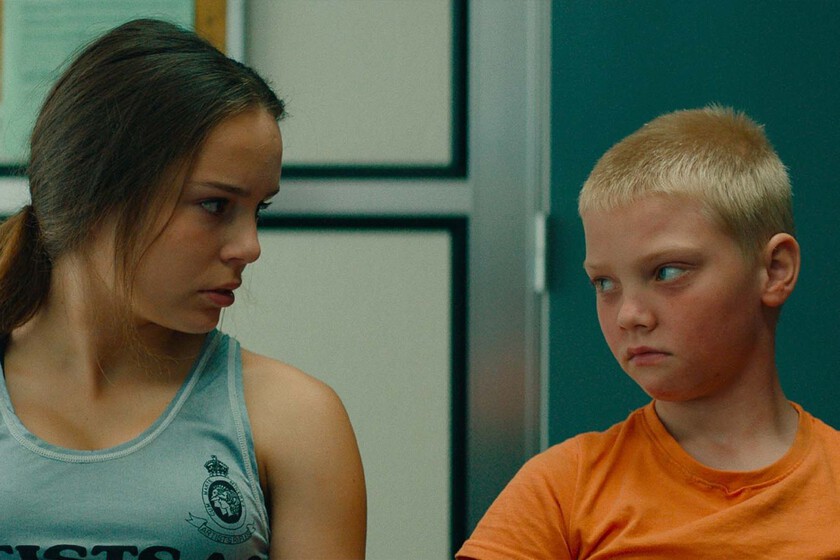 Los peores (2022) crítica: Esta interesante e inusual película francesa reflexiona sobre la relación entre realidad y ficción