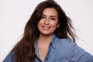 Aurora Carbonell ('Al salir de clase') desvela la enfermedad que la ha mantenido alejada de la TV. "Sentía que me estaba consumiendo"