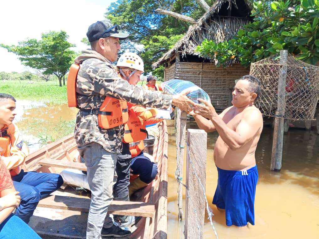 27 familias afectadas en Barinas por desbordamiento del río Apure