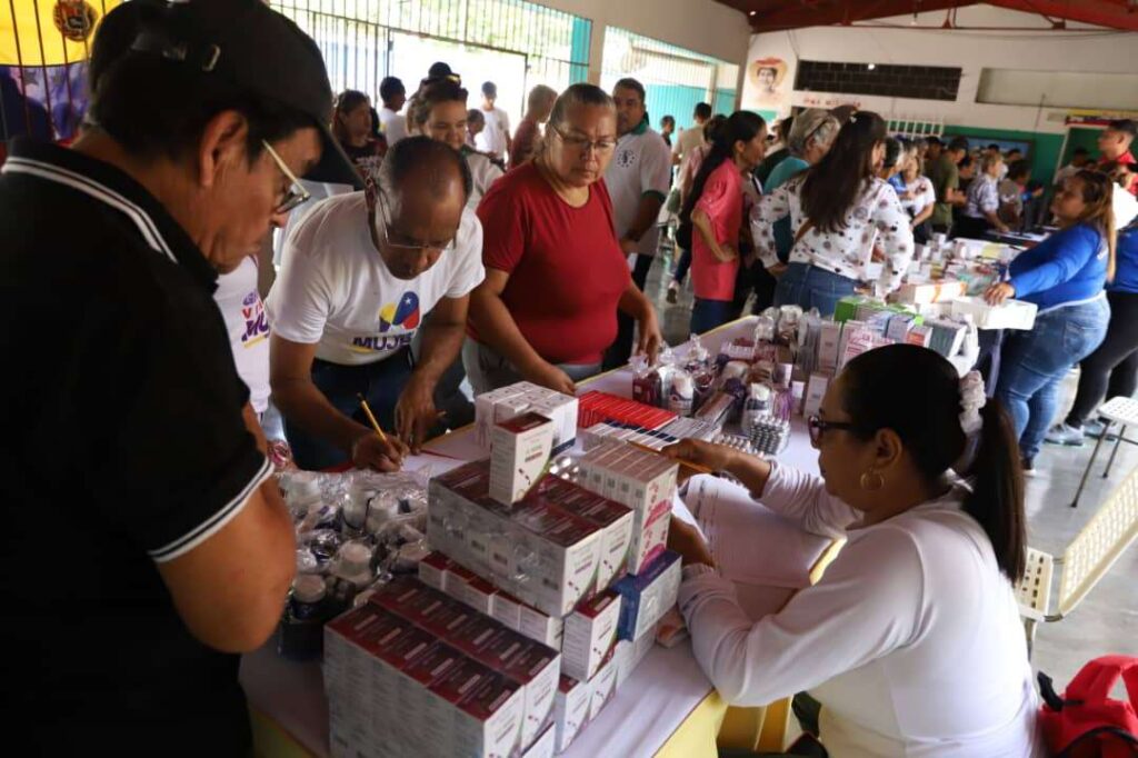 3.500 damnificados de Monagas reciben atención en jornada médico social