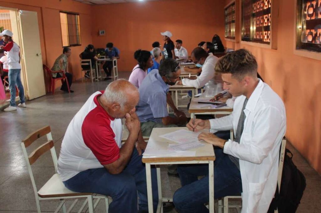 400 familias en Tucupita abordadas con jornada de salud