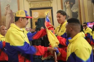 Presidente Maduro abanderó a la delegación que asistirá a los Juegos Olímpicos París 2024